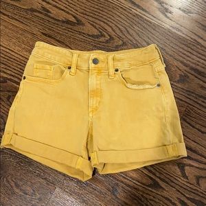 Mustard yellow jean shorts!